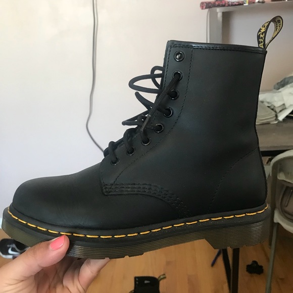 Doc Martins - Picture 3 of 4